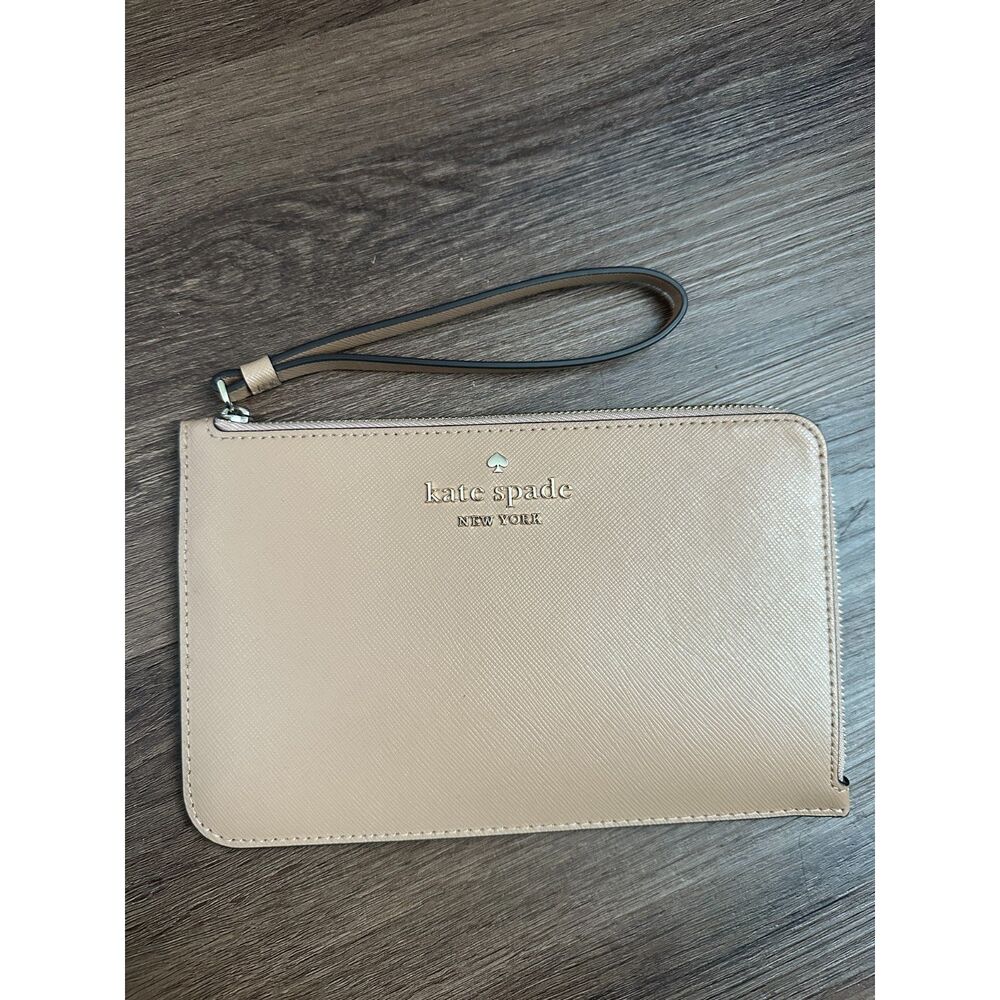 Kate Spade New York Beige Saffiano Wristlet Clutch